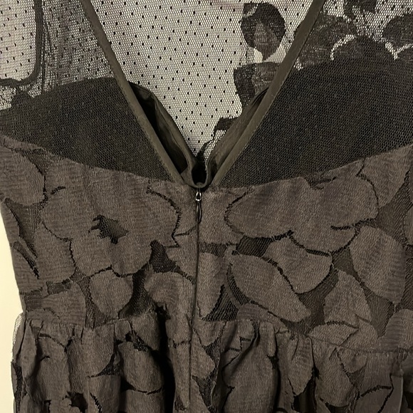 BCBG dress - Picture 5 of 7